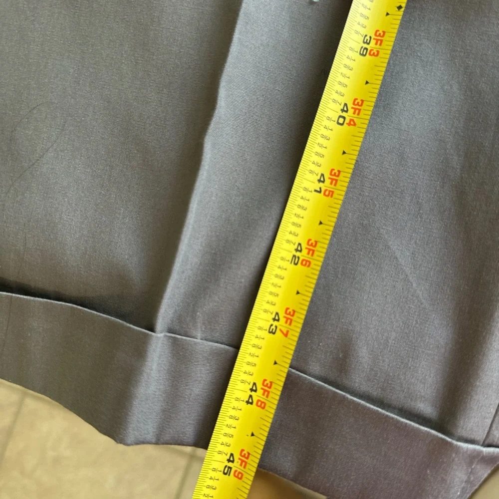 JoS. A. Bank Suit  jacket and pants 44/32